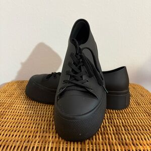 Melissa Black Rubber Sneakers - perfect for when you get caught in the rain 🌸☔️